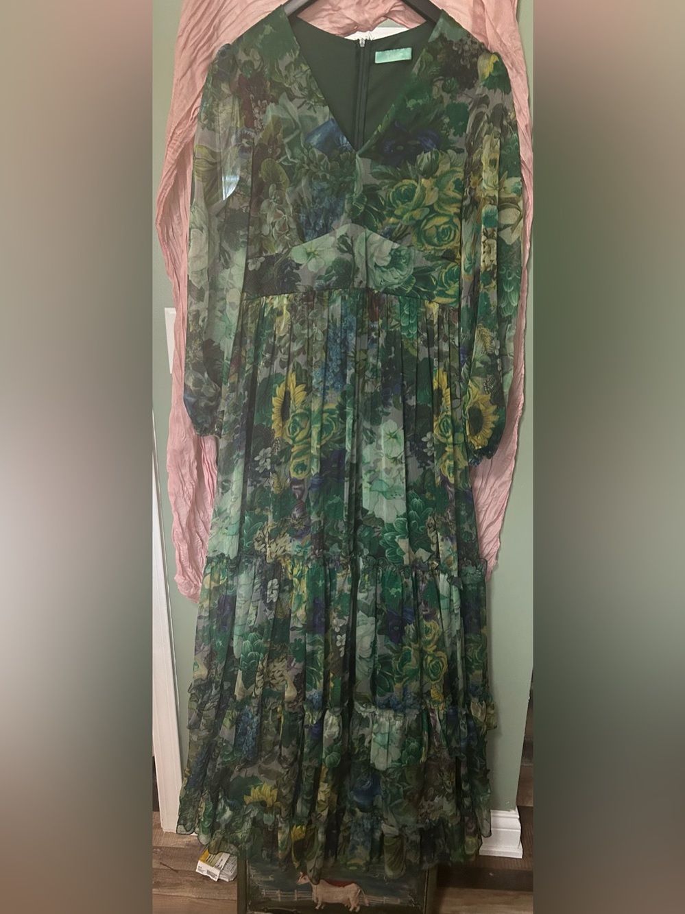 Source Unknown Floral V-Neck Long Sleeve Green Tiered Maxi Dress